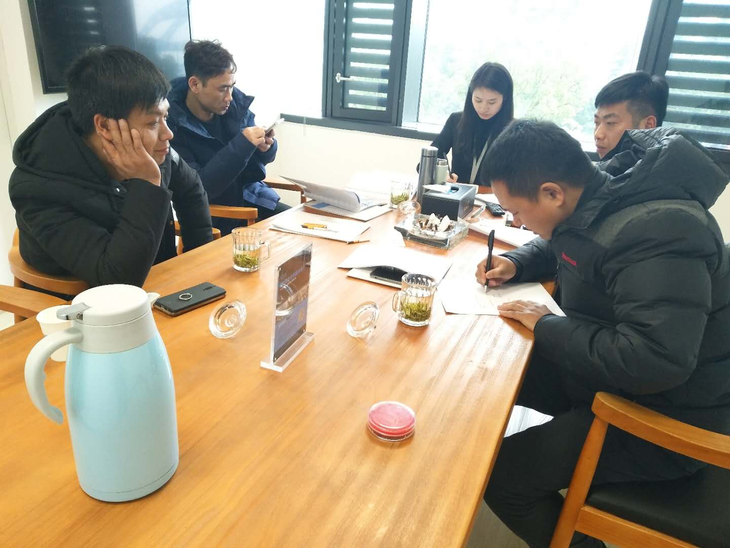 熱烈祝賀姚總、溫總團隊簽約創(chuàng)綠家南京市區(qū)級代理！