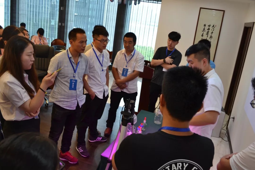 中國凈化委走進(jìn)浙江——中國室內(nèi)環(huán)境凈化治理專業(yè)委員會(huì)浙江培訓(xùn)基地交流峰會(huì)圓滿結(jié)束！