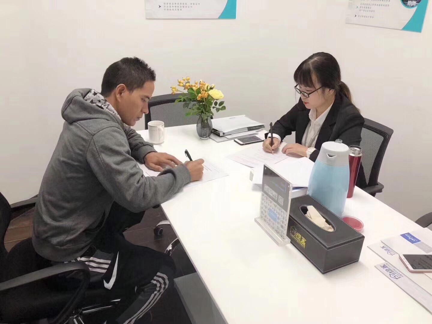 熱烈祝賀陳總簽約創(chuàng)綠家河南省縣級市代理！