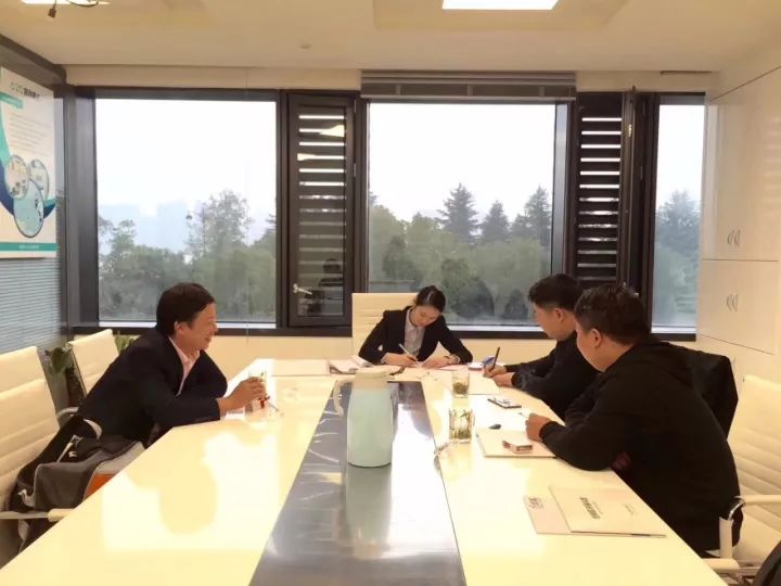 熱烈祝賀魏總、吳總、楊總簽約創(chuàng)綠家陜西省市級(jí)代理！