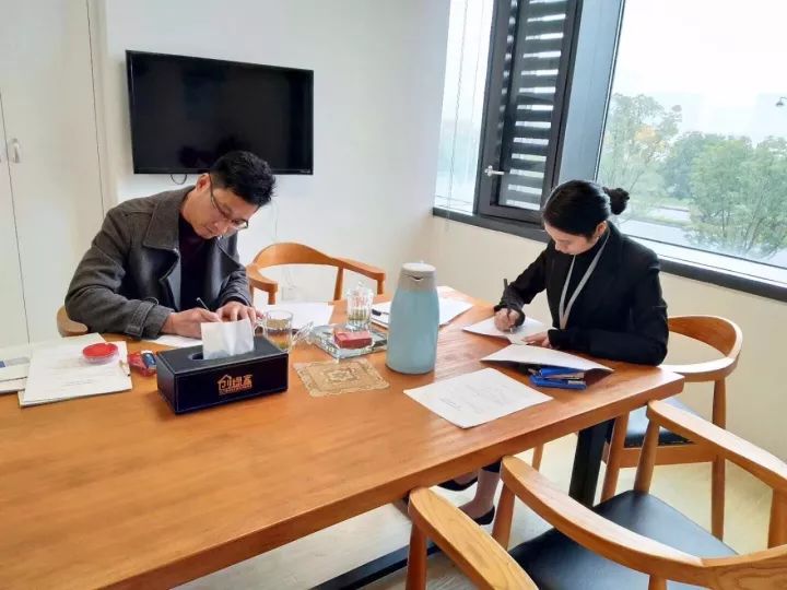 熱烈祝賀呂總團隊簽約創(chuàng)綠家安徽省縣級市代理！